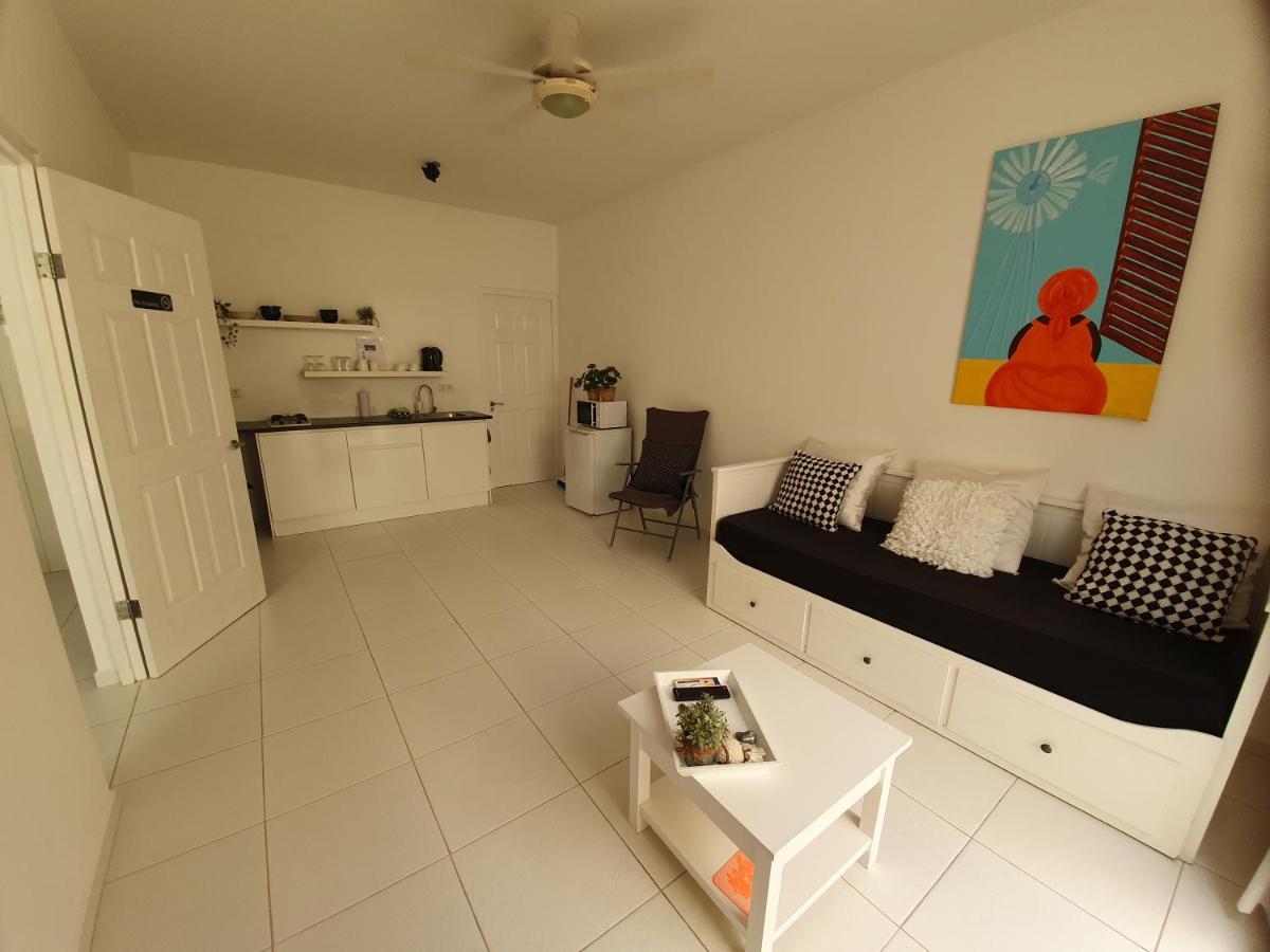 A2 Apartment Budget At Jan Thiel Curacao Esterno foto