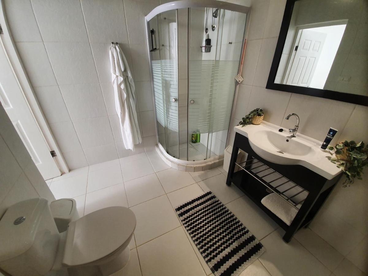 A2 Apartment Budget At Jan Thiel Curacao Esterno foto